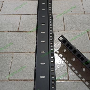 Besi rack mounting 12u - 53,4cm Model -U- Akurasi tanda