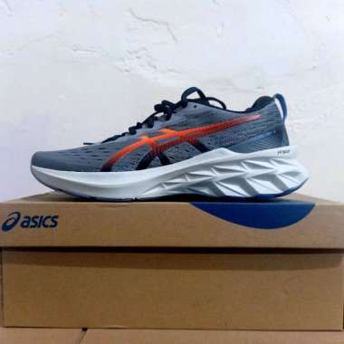 SEPATU LARI PRIA ASICS NOVABLAST 2 CLAY GREY/SHOCKING ORANGE ORIGINAL 42