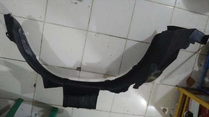 Spakbor Depan Liner Fender New Rush Terios 18 Up Kanan 53875-BZ330