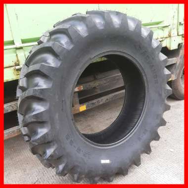 Ban Backhoe Loader Traktor 16.9 - 28