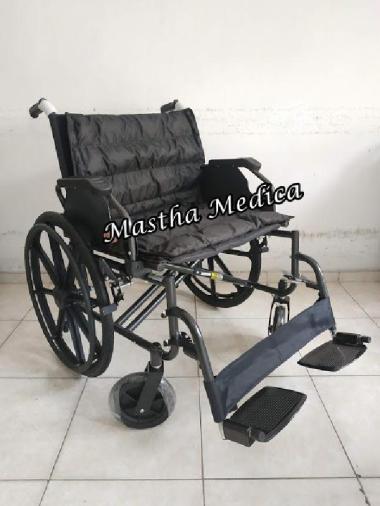 Kursi roda maksimum Kursi roda jumbo kursi roda big size Hitam