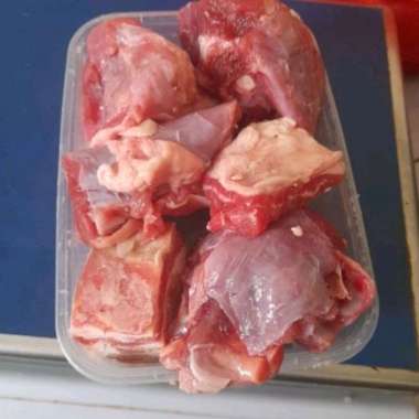 daging kambing/daging kambing beserta tulangannya