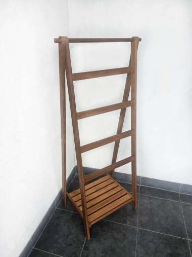 Rak Mukena / Sajadah / Rak Hijab / Rak Baju / Rak Handuk / Ladder Hanger / Rak Tangga Kayu Solid