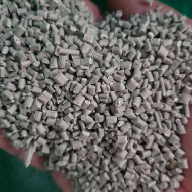 BIJI PLASTIK PP POLYPROPLENE RECYCLE DAUR ULANG INJECTION HITAM BENING GRADE A Abu-abu