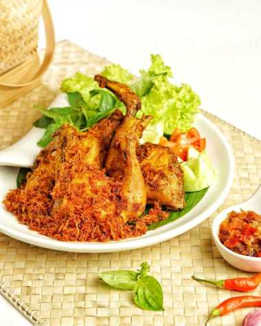 Ayam Ungkep Bumbu Kuning Frozen ● Ready To Cook ● Siap Goreng Paha utuh L