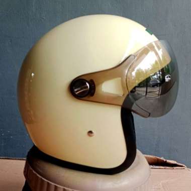 helm pilot fantasi original L Hitam