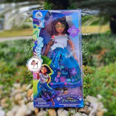 Disney Encanto Mirabel Singing Doll