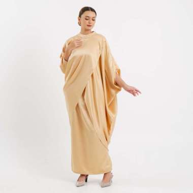 Rania Silk Set - Tunic and Skirt Creme