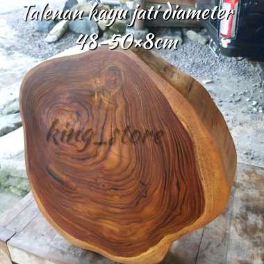 Potongan kayu jati besar