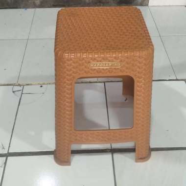 kursi plastik Napoli buat warung makan