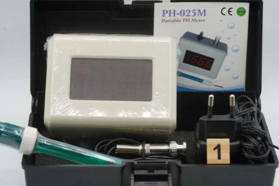 PH025M pH Meter Portable Monitor Tester Water