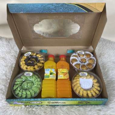 KUE KERING LEBARAN SAFFRON PREMIUM PAKET LEBARAN HAMPERS KUE KERING