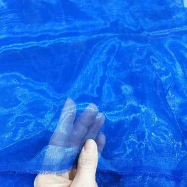 Kain Organza Gelas-Gelas Kaca Biru