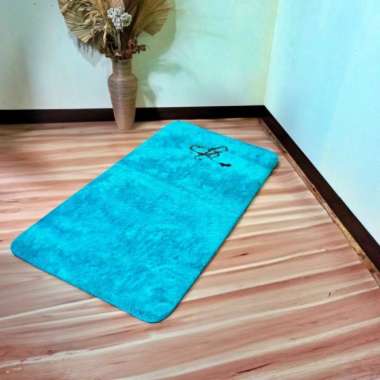 Sajadah bulu rasfur polos nyaman ukuran 115 cm x 65 cm x 5 cm LP tosca