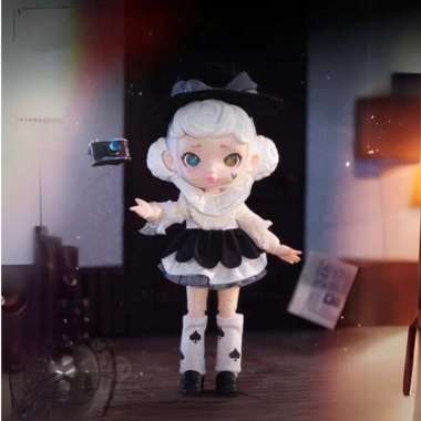 BNS Series Toycity Laura Black And White Spectrum