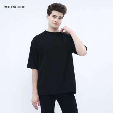 BOYSCODE Kaos Polos Oversize Basic Oneck Lengan Pendek Pria Hitam / Men T-Shirt Premium Cotton Black