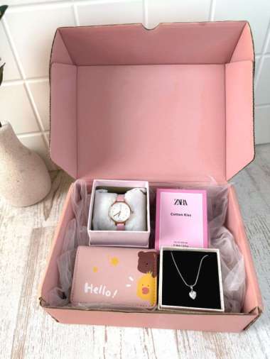 KADOPEDIA Gift Hadiah Kado Ulang Tahun Wanita Istri Ultah Pacar(UT018) Sophia