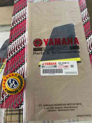 STIKER/STRIPIING YAMAHA VIXION NVA 2016 HITAM KUNING RIGINAL YGP 2TP-F4248-41