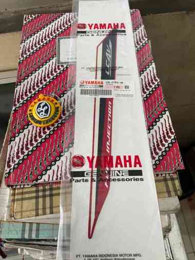 STIKER/STRIPING YAMAHA NEW VIXION ADVANCE 2016 PUTIH ORIGINAL YGP 2TP-F17F2-70
