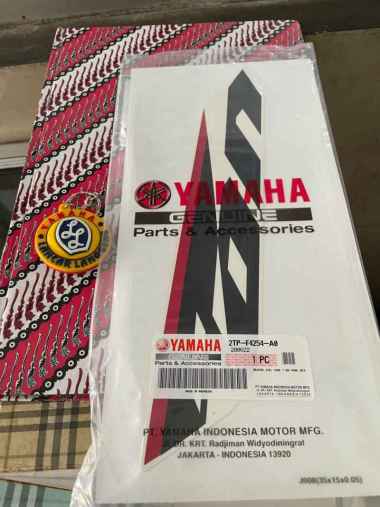 STIKER/STRIPING YAMAHA NEW VIXION ADVANCE 2016 PUTIH ORIGINAL YGP 2TP-F4254-A0
