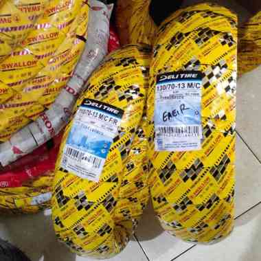 Ban Luar Swallow sepasang Depan 110/70-13 & Belakang 130/70-13 Tubelesss Tubles Motor Nmax 100% Asli