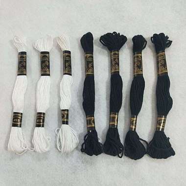 Benang Sulam Set 7 Warna Hitam Putih