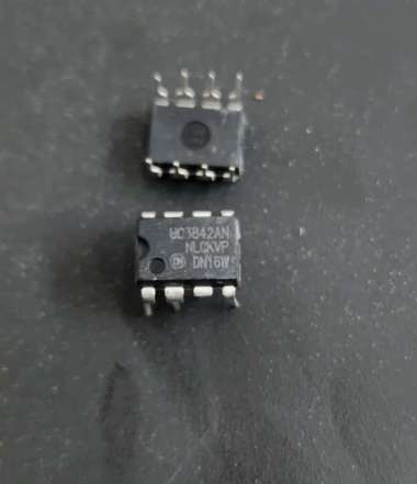 IC UC3842AN UC3842 30V 1A 500KHz Current Mode PWM Controller utk Gacun