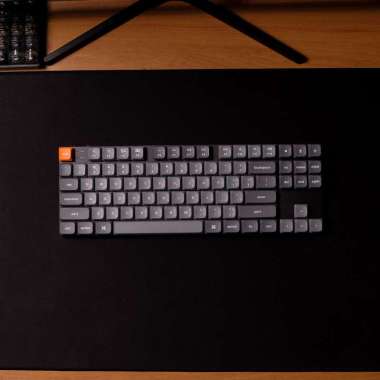 Keychron V6 Max Hot Swappable RGB Backlight Red Switch - Black - Knob Version - Arabian Layout