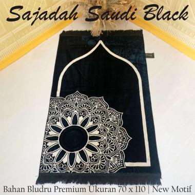 Sajadah Turki Hitam Premium Tebal Motif Bunga Cantik/Sajadah Couple Kado Pernikahan Matahari