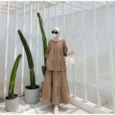 Catrine Set Rok Susun Rok Canda Setelan Rok Wanita Setelan Rok Polos Coklat