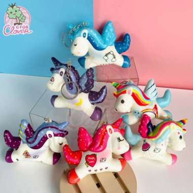 ALL ABOUT SMALL SQUISHY KEYCHAIN mainan pencetan gantungan kunci kecil Flying Unicorn