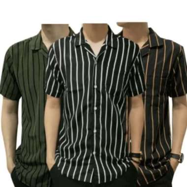 Kemeja Pria Salur Strip Garis Lengan Pendek V Neck Hitam-Putih M