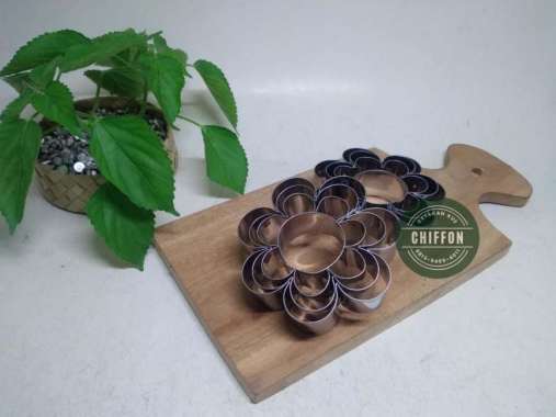 cetakan kue pastel bunga / teratai bunga stainless