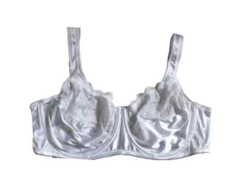 Bra Tori Shiny White with Lace Hollow Non Padded 40D