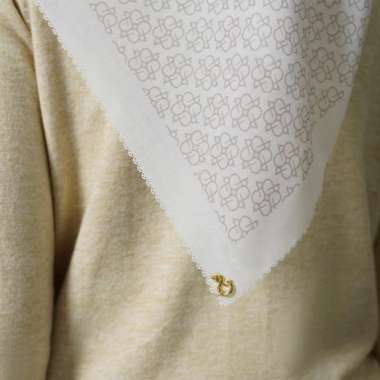 Jenna and Kaia - Sierra Scarf - Hijab Kerudung Segi Empat COCONUT MILK