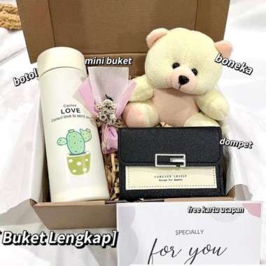 [Botol] Kado Hampers Gift Box Hadiah Cewek Wanita Perempuan Botol Ulang Tahun Birthday Wisuda Gradua