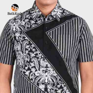 Batik Keris Kemeja Slimfit Lengan Pendek Pisan Bali mungil-Soloan S Hitam