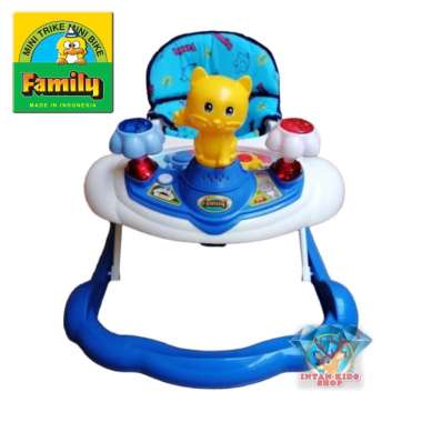 FAMILY BABY WALKER FB 136L ALAT BANTU JALAN BAYI RODA MUSIK & LAMPU Plastik biru