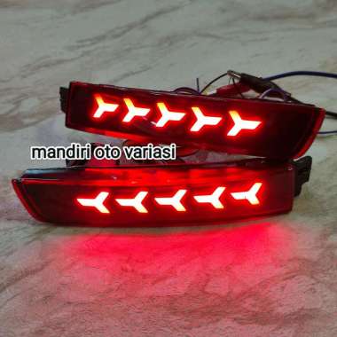 Lampu reflektor bumper belakang mobil Nissan grand livina