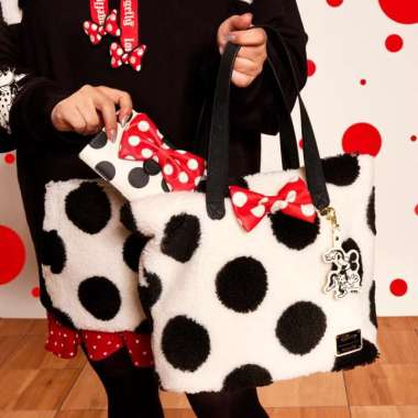 Loungefly Disney Minnie Rocks The Dots Sherpa Tote Bag