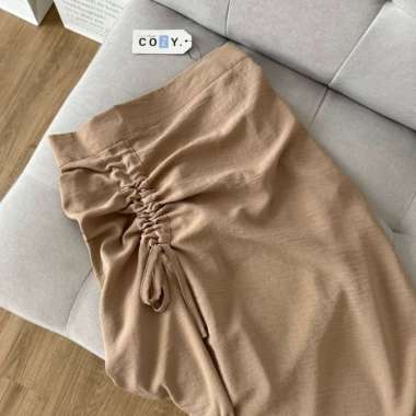 Tamara Skirt - Rok Serut Casual Flowly Wanita - Midi Maxi Ruched Skirt - Putih Cream