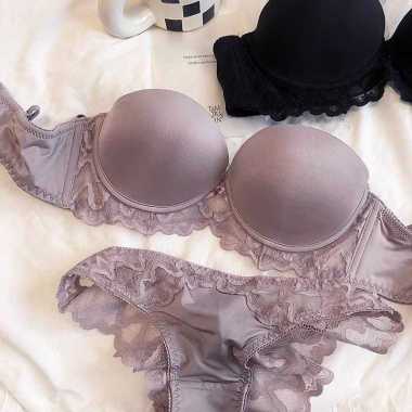 Pakaian Dalam Wanita CLOVER BRA SET Kawat Sexy BH dan CD Celana Panties 32