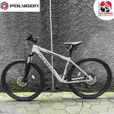 Polygon Monarch Sepeda MTB [27.5 Inch] Black