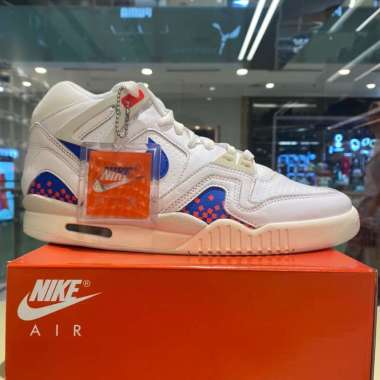 SEPATU NIKE AIR TECH CHALLANGE II QS 198485157156
