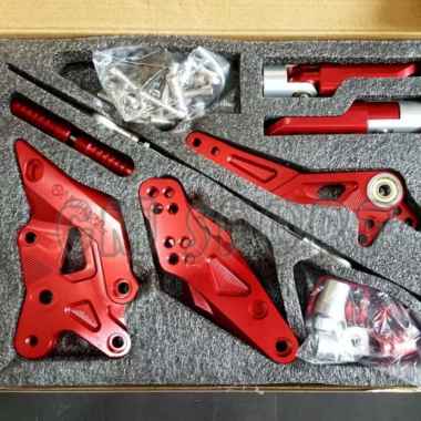 Footstep Underbone Cbr 150R Cb 150R Nui Racing Series Dragon Merah