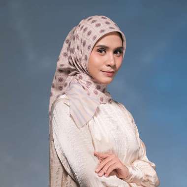 Shafira - Letitia Printed Scarf | Hijab | Jilbab Segiempat Ivory