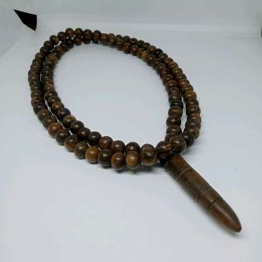 kalung tasbih kayu gaharu wangi h417