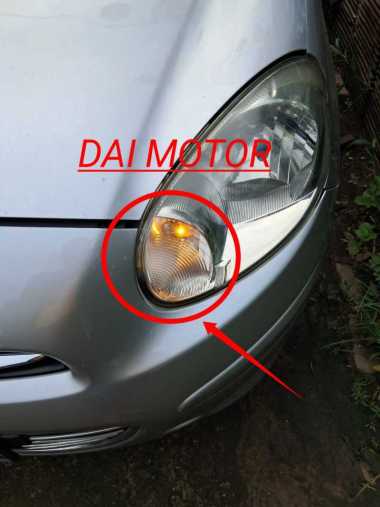 bulb bohlam lampu sein nissan march