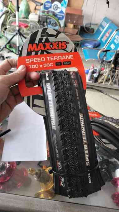 BAN LUAR MAXXIS SPEED TERRANE 700X33C KEVLAR