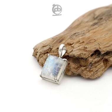 Liontin Moonstone Biduri Bulan Perak Bali 925 Laracandra | Tanpa Kalung M2